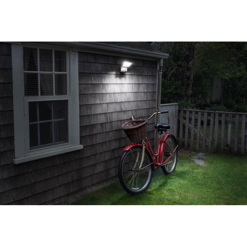 Ledvance - Holofote de parede exterior LED com sensor SPOTLIGHT LED/4W/6V IP54