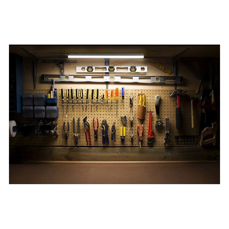 Ledvance - Iluminação de armário de cozinha LED com sensor BATTEN LED/14W/230V 120 cm