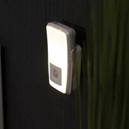 Ledvance - Iluminação de orientação de tomada com sensor LUNETTA LED/2W/230V