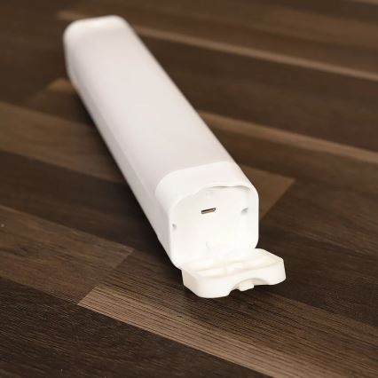 Ledvance - Iluminação de orientação LED com regulação LINEAR LED/6,9W/5V IP54