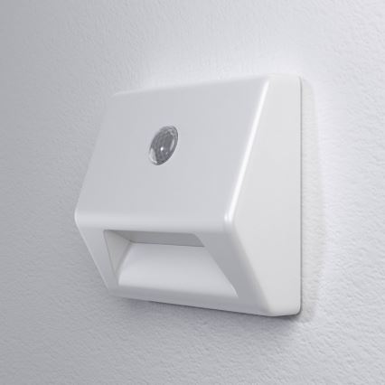 Ledvance - Luz de escadas LED com sensor NIGHTLUX LED/0,25W/3xAAA IP54