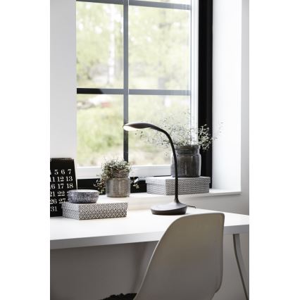 Markslöjd 106094 - Candeeiro de mesa fosco LED s USB SWAN LED/4,6W/230V