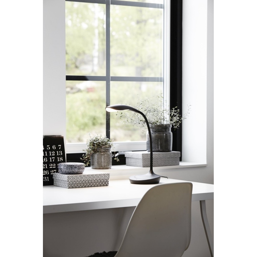Markslöjd 106094 - Candeeiro de mesa fosco LED s USB SWAN LED/4,6W/230V