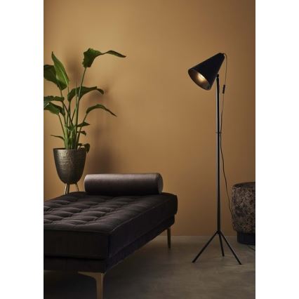 Markslöjd 107929 - Luminária de piso CILLA 1xE27/60W/230V