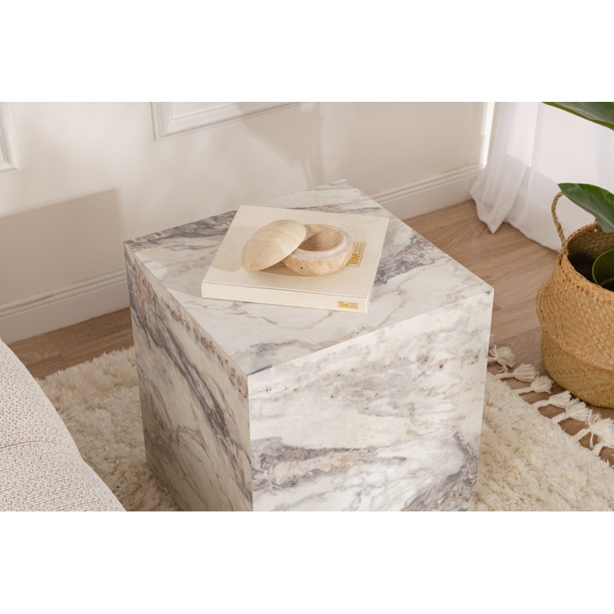Mesa de cabeceira KUP 50x45 cm decoração em mármore