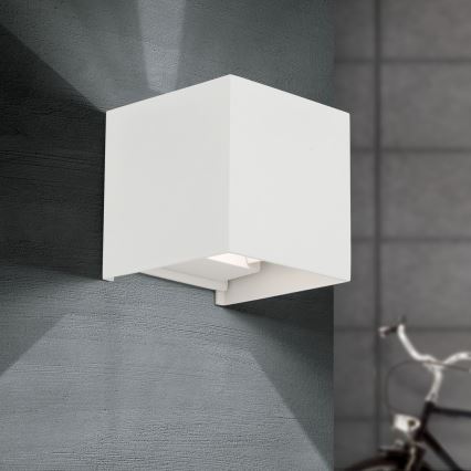 Iluminação de parede exterior LED CUBE 2xLED/3W/230V IP54 branco