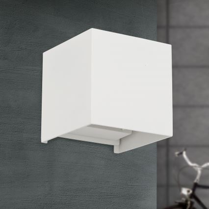 Iluminação de parede exterior LED CUBE 2xLED/3W/230V IP54 branco
