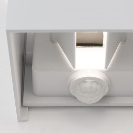 Candeeiro de parede LED para exterior com sensor de movimento e anoitecer CUBE-S LED/13W/230V IP54 branco