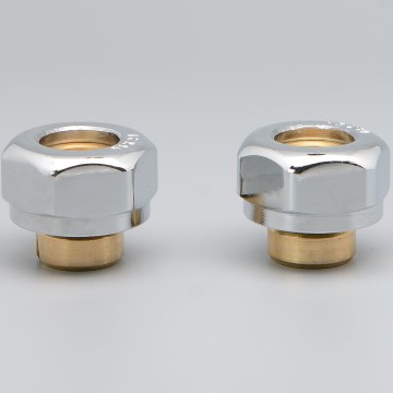 P.M.H. ZZM1602 - Conector de compressão para válvula UNIKO/TERM/DUO cromado brilhante/alupex 16 mm