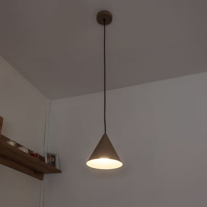 Pendente com cabo ETNA II 1x E27/15W/230V, diâmetro 18,5 cm, bege
