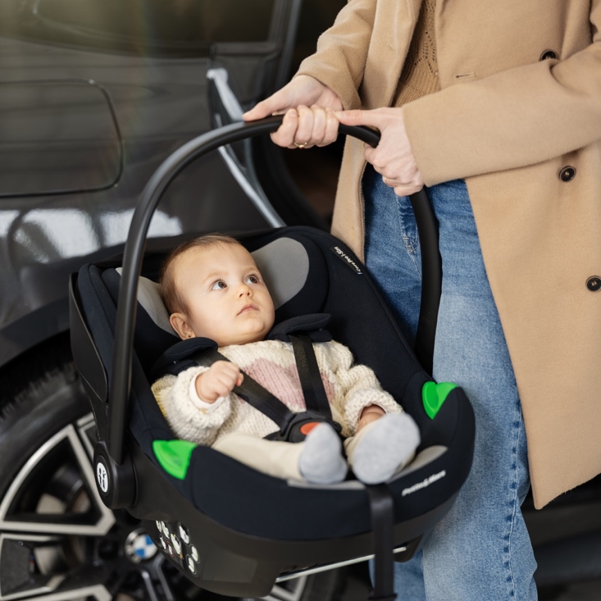 PETITE&MARS - Cadeira auto CORE PRO i-Tamanho 40-87 cm (0-13 kg)