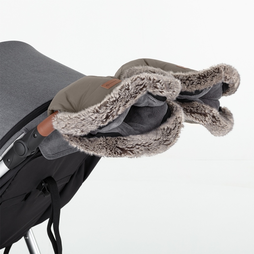 PETITE&MARS - CONJUNTO Saco para carrinho infantil 4 em 1 COMFY + manoplas para carrinho FURRY Mocha Mousse