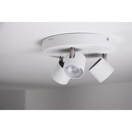 Philips - Foco LED com regulação 3xLED/4W/230V