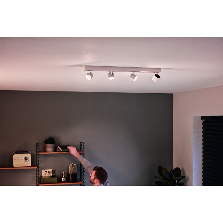 Philips - Foco LED com regulação 4xLED/4,5W/230V