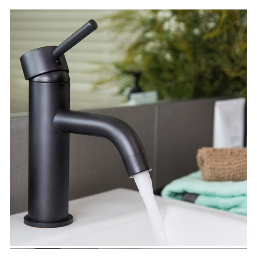 REA-B4102 - Torneira de lavatório LUNGO 16,5 cm preta