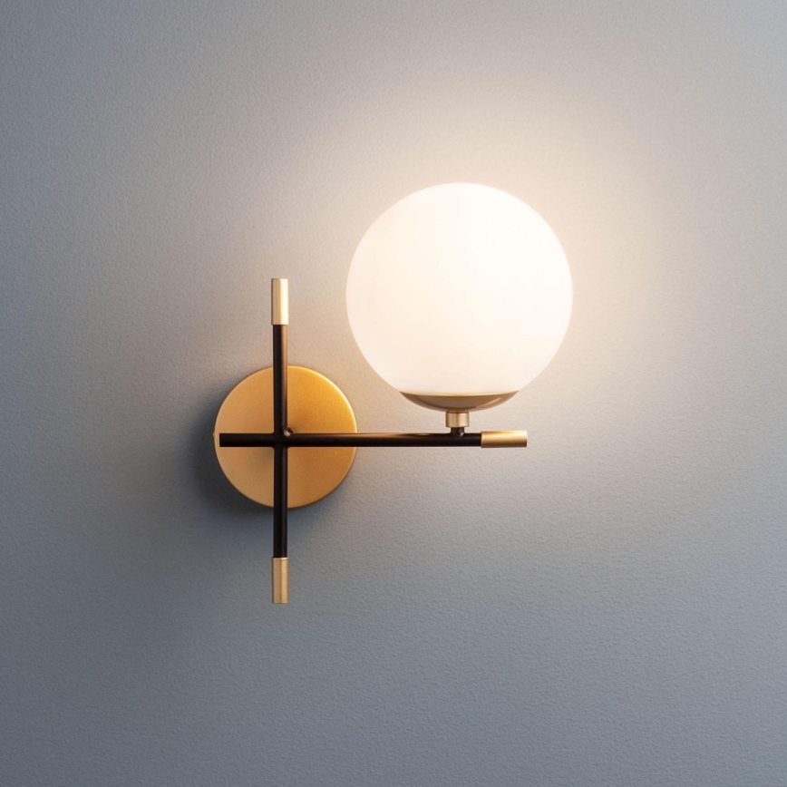 Redo 01-2944 - Iluminação de parede ESSENTIAL 1xE14/28W/230V direita