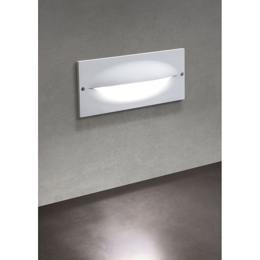 Redo 90009 - Luminária de orientação exterior TAMPA LED/11W/230V IP54 branca