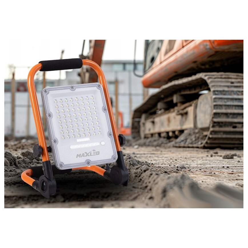 Refletor LED recarregável regulável com tripé LED/100W/3,2V 4500K 10000 mAh IP65 laranja