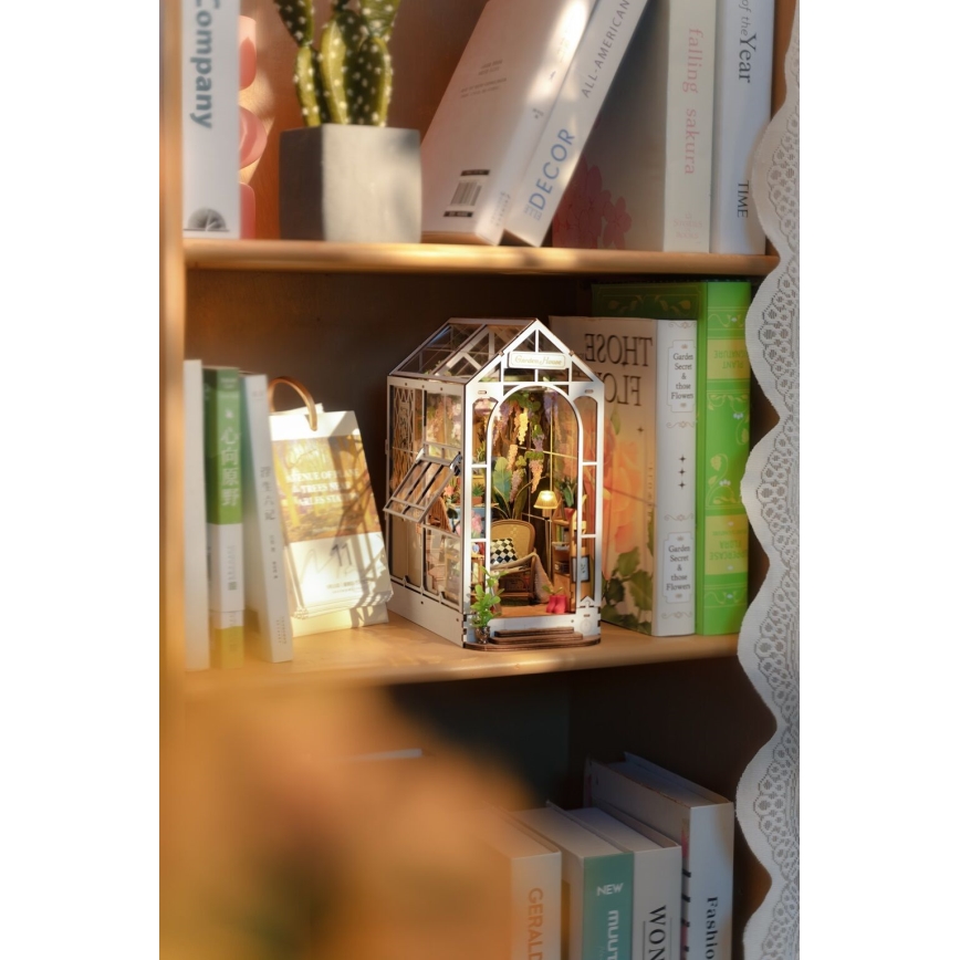 RoboTime - Casa LED  para livros Jardim casa 3D puzzle 2xAAA