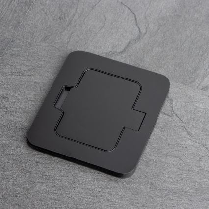 Tomada de chão de embutir para exterior IP55 preta retangular