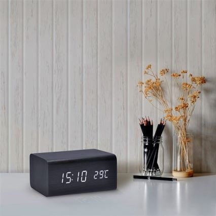 Relógio com um LED de alarme/5V/3xAAA 3000mA