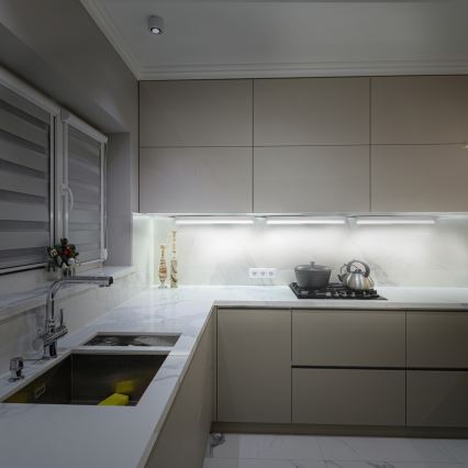 LED Luminária sob armário LED/4W/230V 4100K 28 cm
