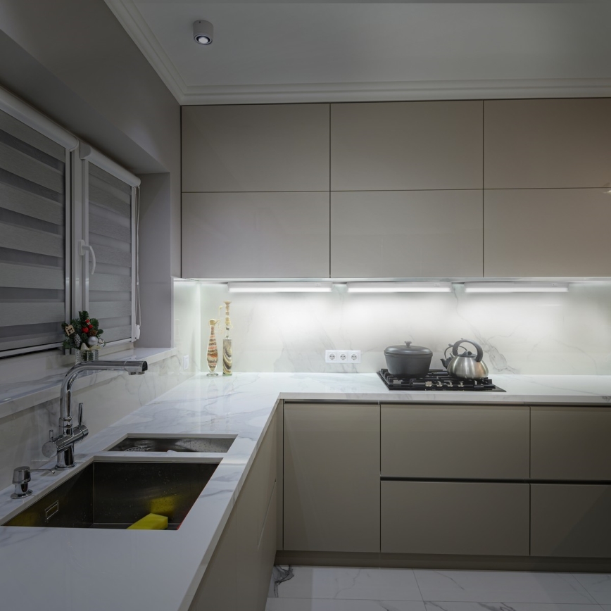 LED Luminária sob armário LED/4W/230V 4100K 28 cm