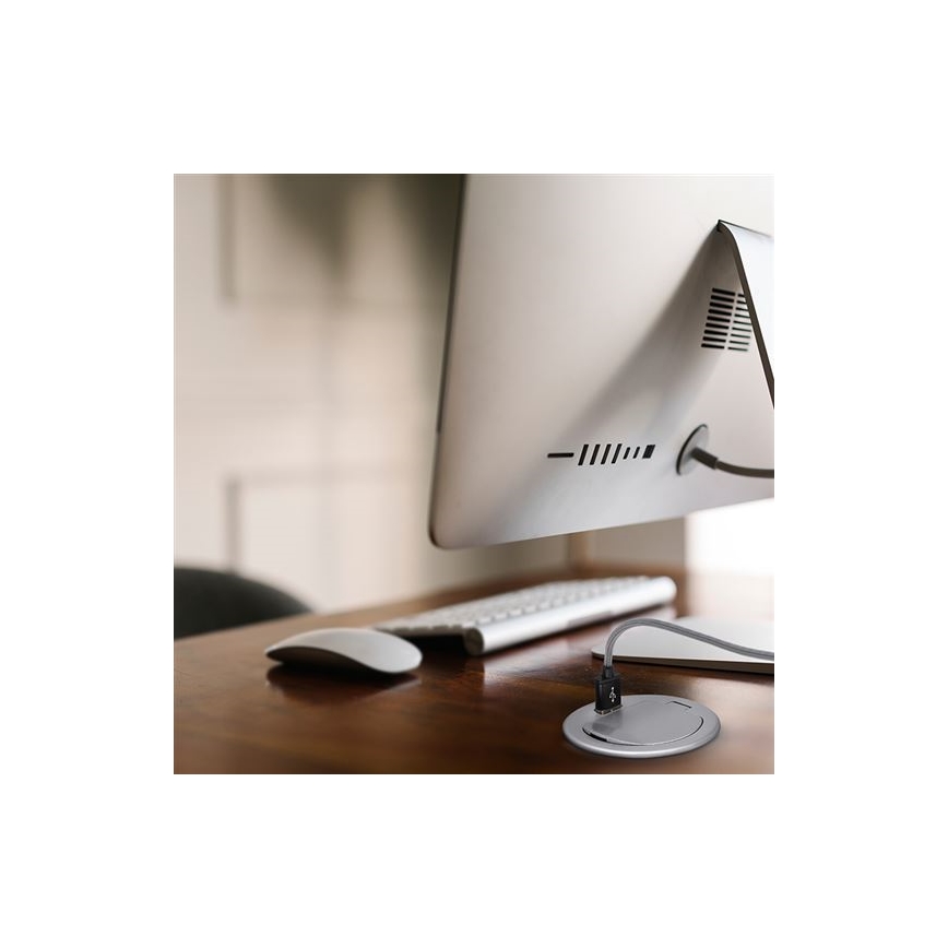Tomada USB integrada com tampa 230V