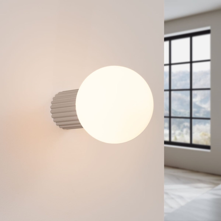 Iluminação de parede para casa de banho HALO 1xG9/8W/230V diâmetro 12 cm IP44 bege