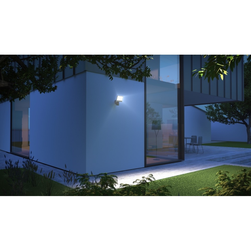 Steinel 065294 - Holofote LED com sensor e câmara LED/21W/230V IP44