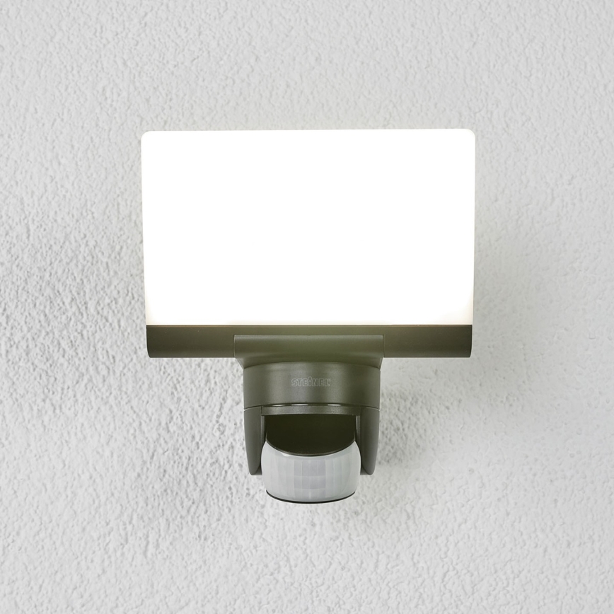 Steinel 065447 - Holofote LED com sensor LED XLED HOME LED/13,5W/230V IP44 preto