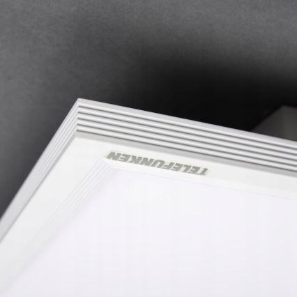Telefunken 301506TF - Painel LED RGBW com regulação LED/18W/230V 4000K + comando