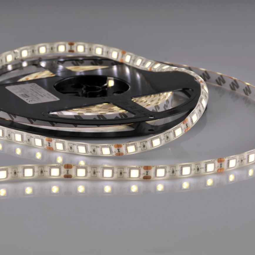 Tira de casa de banho LED 5m 28W/12V IP65 3000K