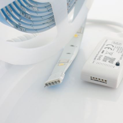 Tira de exterior RGB LED com regulação Wi-fi LED/6,5W/IP65 2 m Tuya