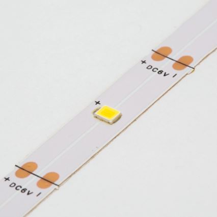 Tira LED LED/3xAA branco quente