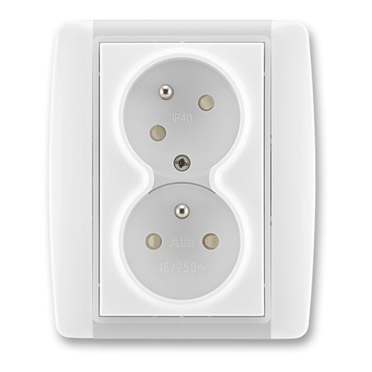 Tomada doméstica ELEMENT Z 5513E-C02357 01