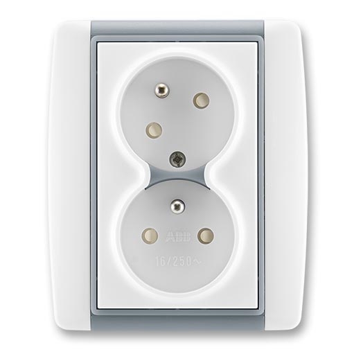 Tomada doméstica ELEMENT Z 5513E-C02357 04