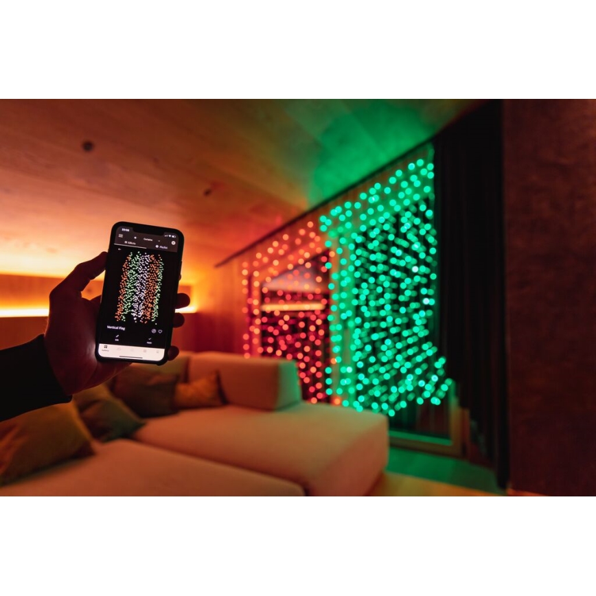 Twinkly - LED RGBW Regulação exterior Cortina de Natal CURTAIN 210xLED 6,1m IP44 Wi-Fi