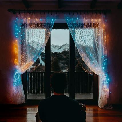 Twinkly - LED RGBW Regulação exterior Cortina de Natal CURTAIN 210xLED 6,1m IP44 Wi-Fi