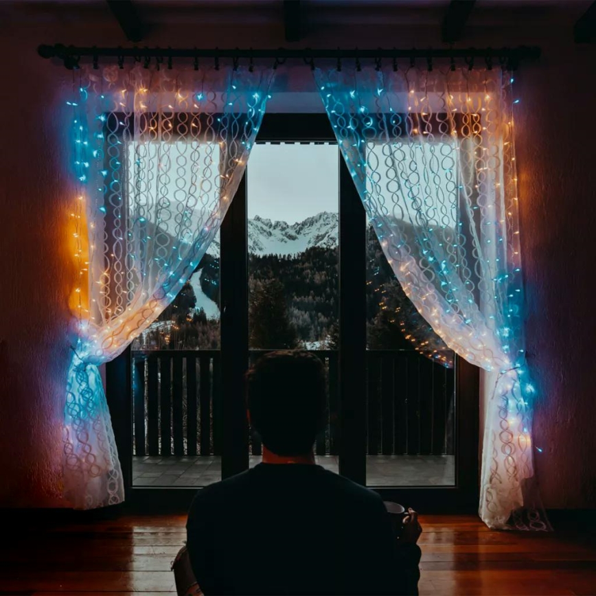 Twinkly - LED RGBW Regulação exterior Cortina de Natal CURTAIN 210xLED 6,1m IP44 Wi-Fi
