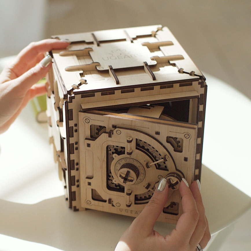 Ugears - 3D puzzle mecânico de madeira Cofre