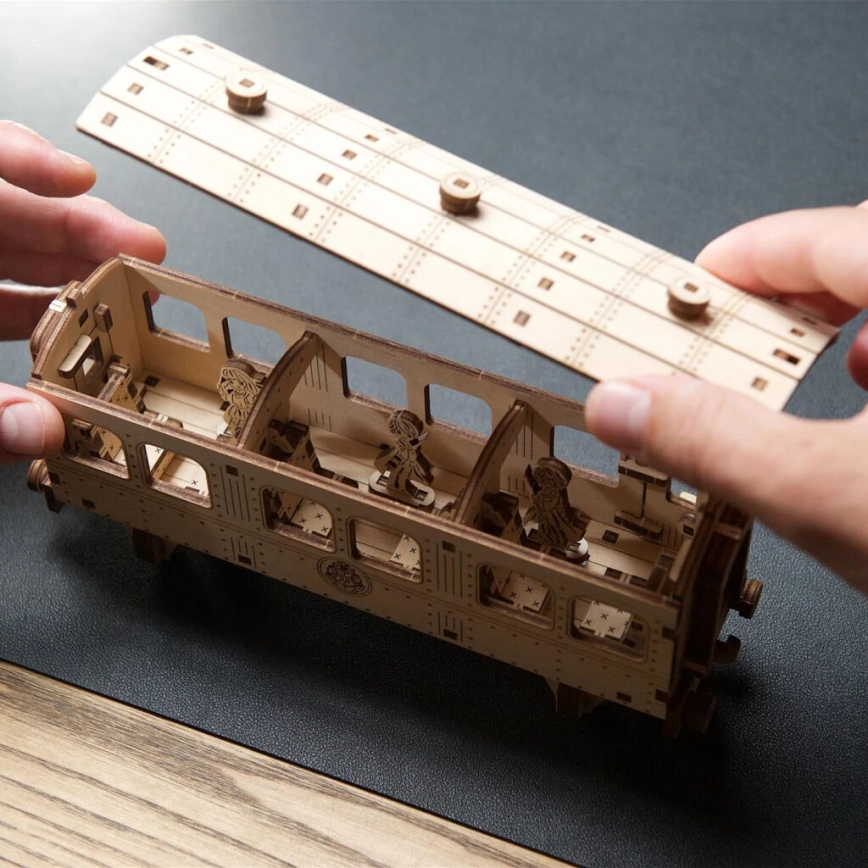 Ugears - 3D puzzle mecânico de madeira Harry Potter Expresso de Hogwarts