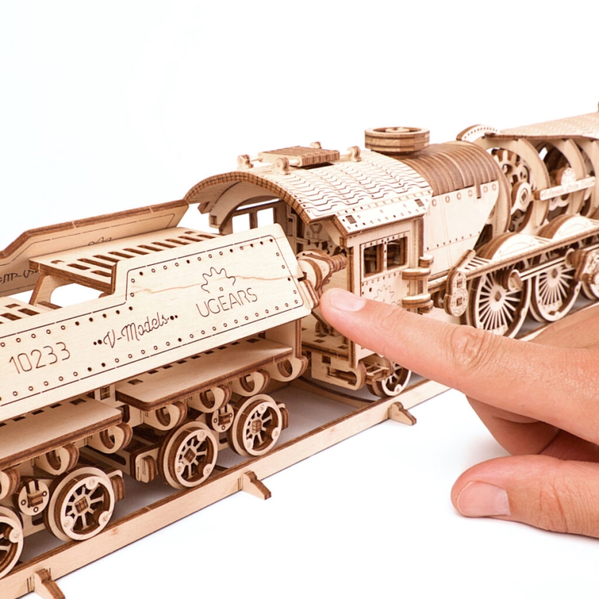 Ugears - 3D puzzle mecânico de madeira V-Express locomotiva a vapor com vagão