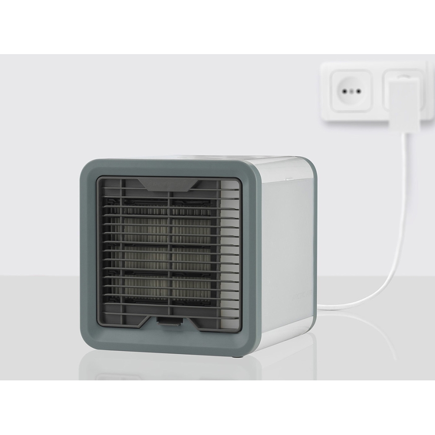 Ventilador portátil com refrigeração