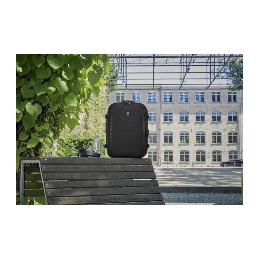 Victorinox - Mochila expansível Crosslight Boarding 37 l preto